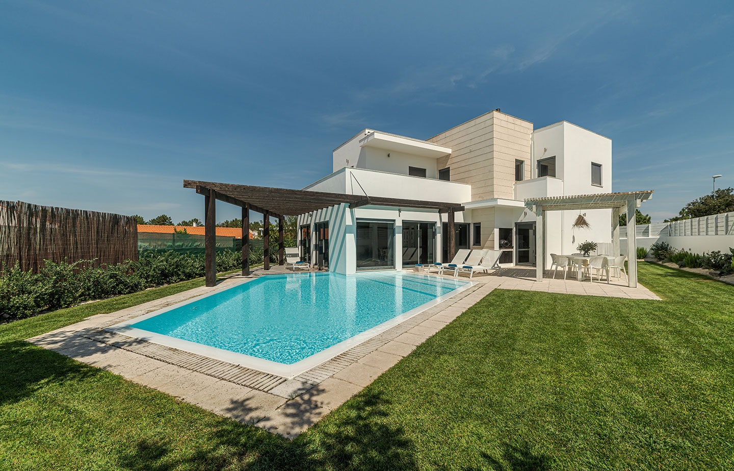 Amazing Hill House for Rent