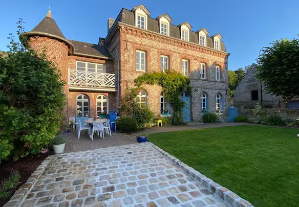 Élégante demeure familiale de caractère au cœur de Veules-les-Roses