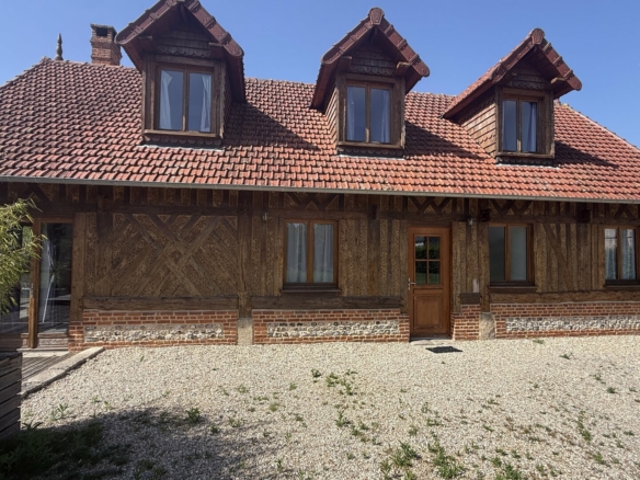 Charmante maison normande de qualité avec dépendance bien-être