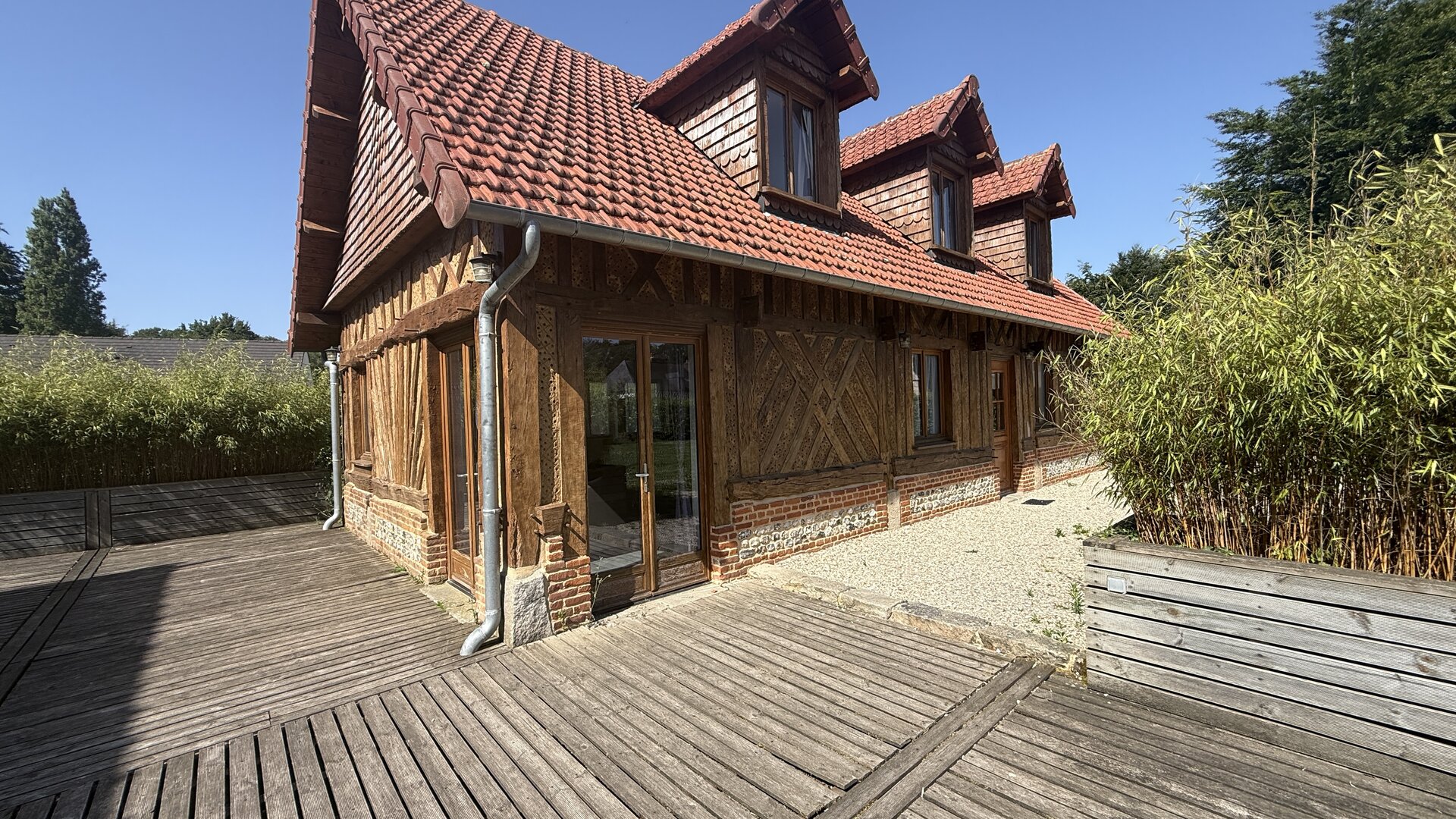 Charmante maison normande de qualité avec dépendance bien-être